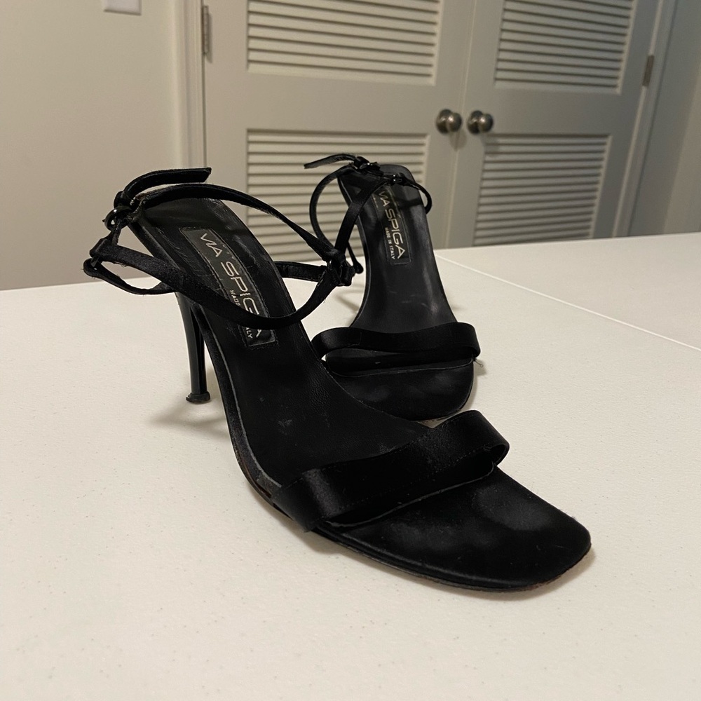 EUC | Via Spiga women’s strap heels — size 7.5